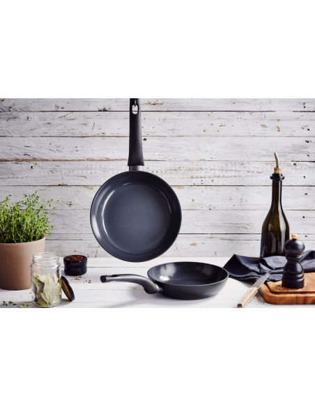 Beka Kuro svart aluminium non-stick stekpanna 28cm