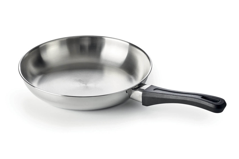 Beka Polo frying pan in 18/10 stainless steel with bakelite handle