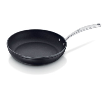 Frigideira antiaderente em alumínio forjado de 26 cm Beka Titan