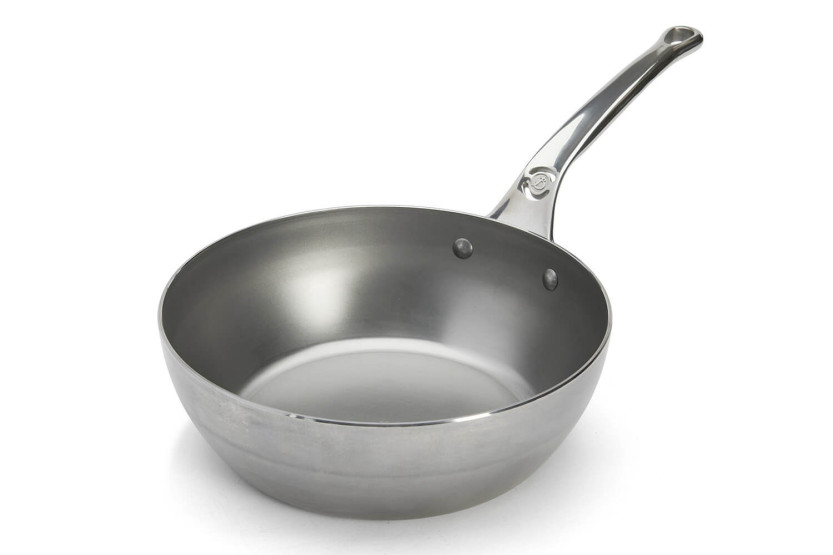 Sauteuse paysanne De Buyer Mineral B Pro 24 cm i stål med håndtag i støbt rustfrit stål