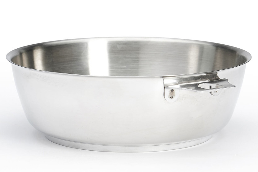 De Buyer Milady Twisty 24cm ruostumattomasta teräksestä valmistettu kupera paistinpannu
