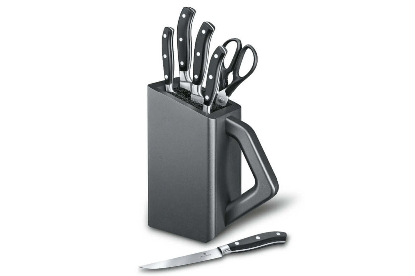 Block of 5 Victorinox forged kitchen knives + scissors