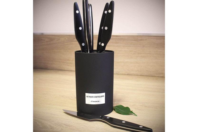 Au Nain Brasserie universal block of 6 steak knives with black handles