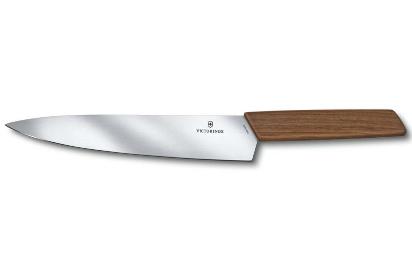 Blokk med 6 Victorinox Swiss Modern kjøkkenkniver med håndtak i valnøtt