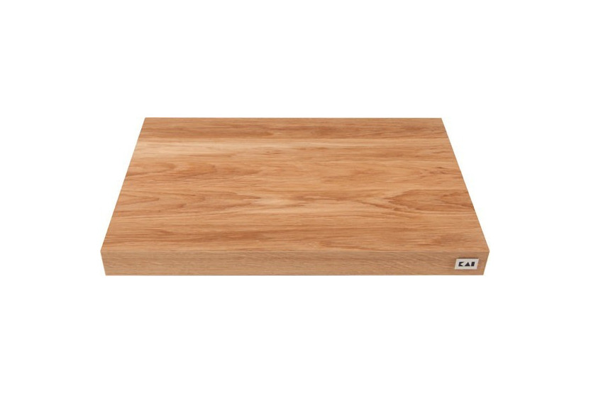 Juego de tabla de cortar de roble KAI + 3 cuchillos Shun Classic