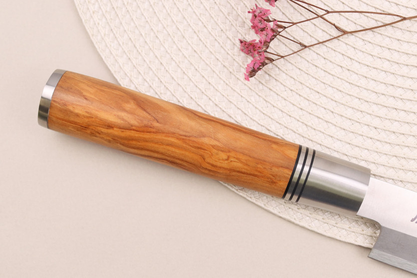 27 cm Wusaki Olive 7Cr yanagibakniv med håndtag i oliventræ + saya