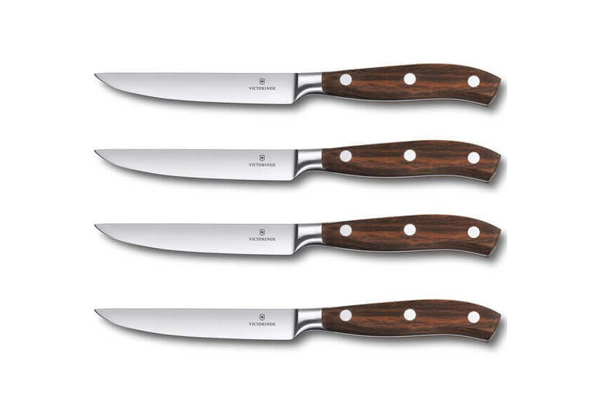Set di 4 coltelli da bistecca Victorinox Grand Maître Wood forgiati manico in acero 12 cm