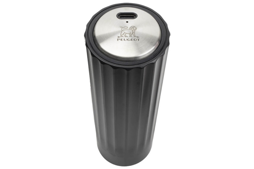 Peugeot Preserve Sähköinen automaattinen tyhjiöpumppu mustassa ABS 14cm + 2 tulppaa