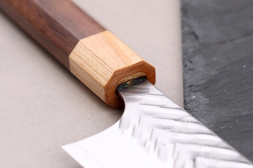 Faca bunka japonesa artesanal Yoshimi Kato SPG Strix V-Tsuchime de 16,5 cm