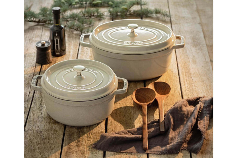STAUB cacerola ovalada de hierro fundido esmaltada trufa blanca