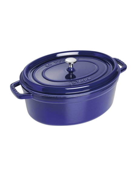 Caçarola oval de ferro fundido Staub, esmaltada em azul profundo