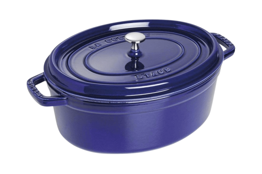 Caçarola oval de ferro fundido Staub, esmaltada em azul profundo
