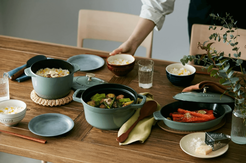 Staub pyöreä emaloitu valurautapata Eucalyptus