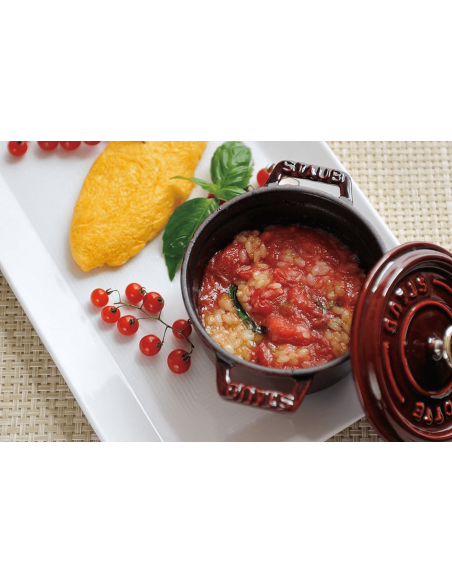 Mini casseruola rotonda in ghisa Staub smaltata granatina 10 cm