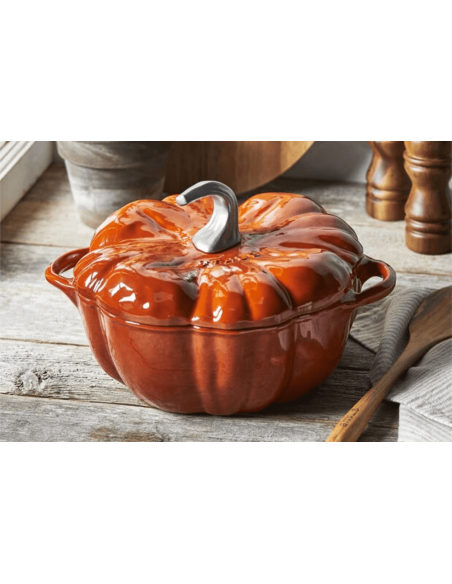 Caçarola de abóbora em ferro fundido esmaltado laranja Staub 24cm