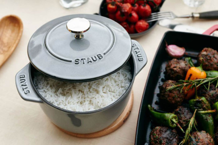 Staub Gohan Cocotte für Reis und Hülsenfrüchte aus graphitgrau emailliertem Gusseisen