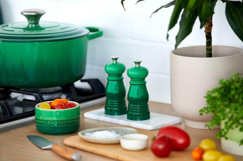Le Creuset Signature cacerola redonda de hierro fundido esmaltado 24cm Bambú