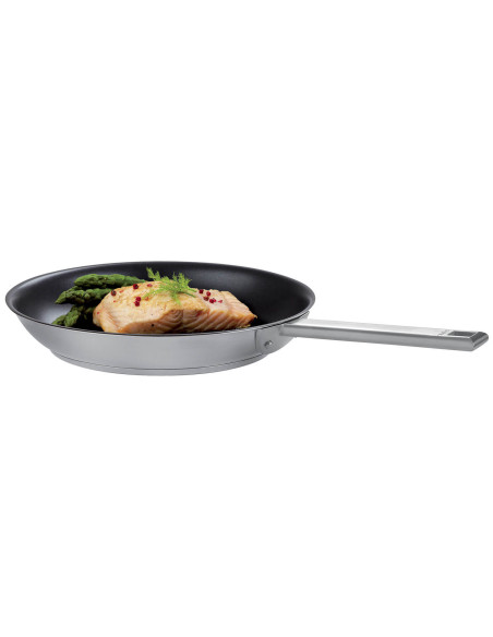 Cristel Strate Fixe tarttumaton paistinpannu 18/10 ruostumattomasta teräksestä.