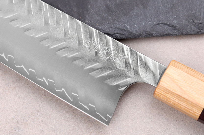 Faca japonesa santoku Yoshimi Kato V-Tsuchime Strix