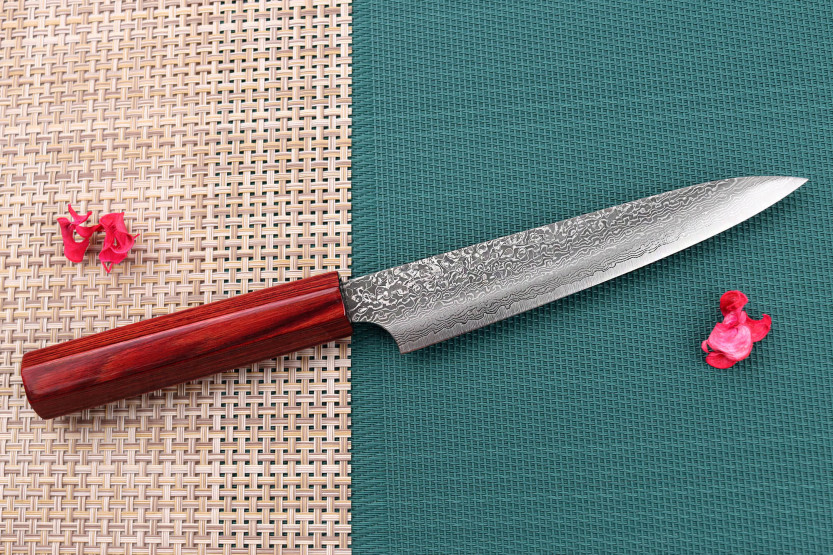 Faca utilitária japonesa artesanal Kei Kobayashi SG2 Damascus 15cm