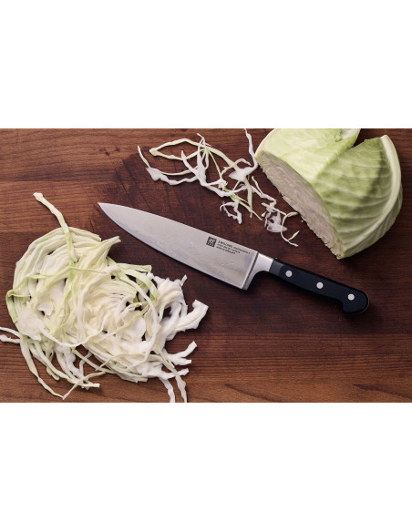 Cuchillo de cocinero forjado de acero inoxidable Zwilling Professional "S" 20cm