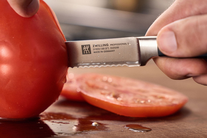 Zwilling Professional "S" 13cm gesmeed roestvrij staal gekarteld hobbymes