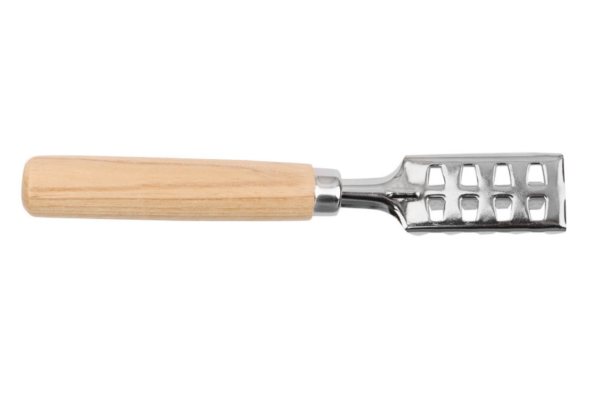 Escamador de peixe japonês em aço inoxidável 18cm