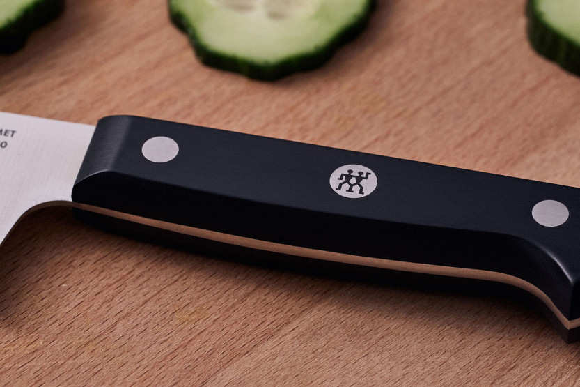 ZWILLING Gourmet nakiri knife 17cm riveted handle