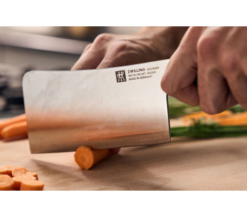 Faca Gourmet ZWILLING 15cm com cabo rebitado 2
