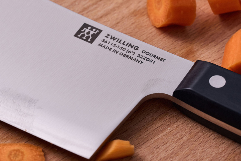 ZWILLING Gourmet knife 15cm riveted handle
