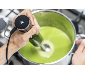 ZWILLING Enfinigy stavmikser i svart med 600 ml beger og vakuumlokk 2