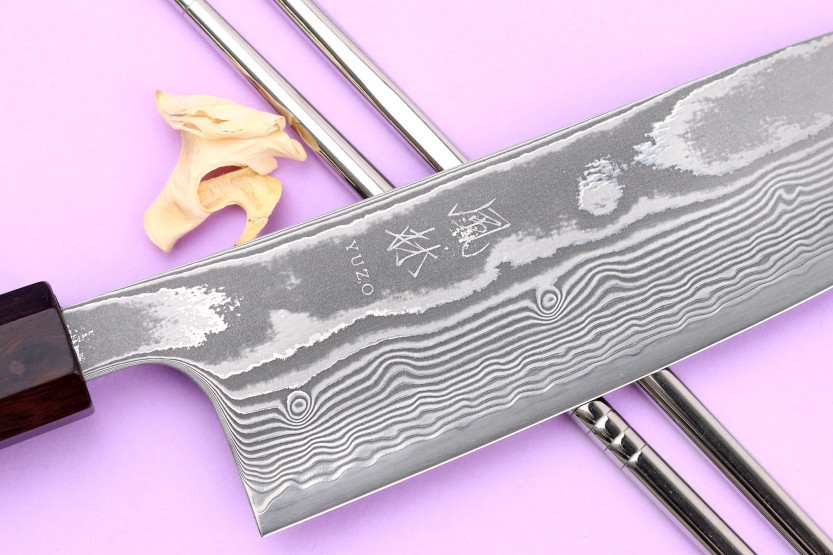 16,5 cm Yuzo SG2 Damaskus Kankou Silver santoku-kniv, tradisjonell japansk
