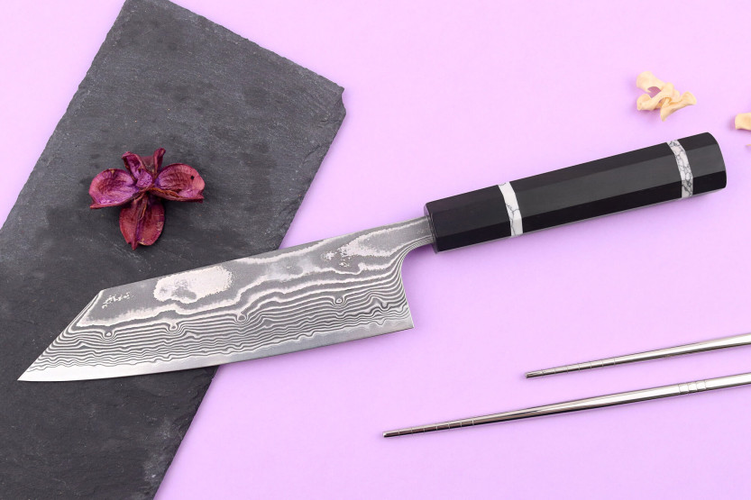 16,5 cm Yuzo Kanko Damaskus SG2 japansk håndlavet bunka-kniv