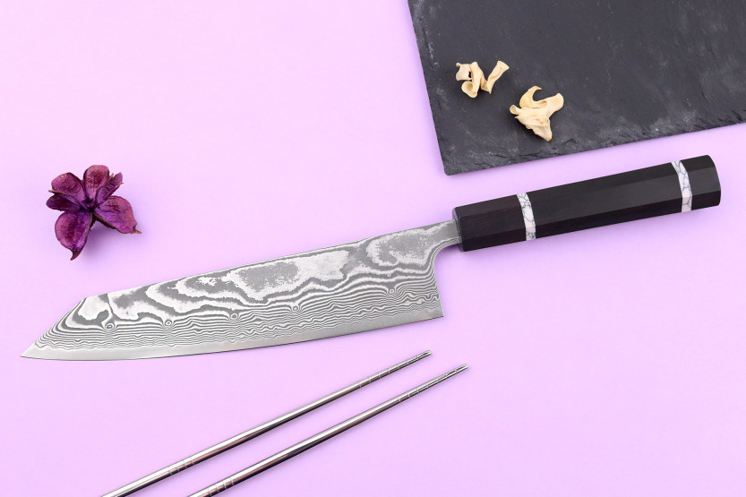 Faca de chef kiritsuke de 21 cm Yuzo Kanko Damascus SG2 feita à mão no Japão