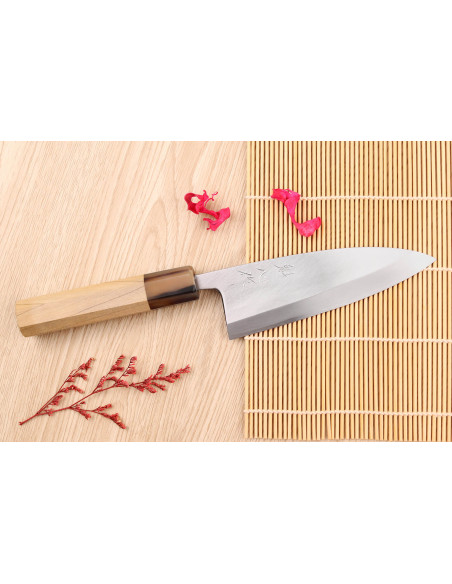 Nakamura Kaishin Saku WS2 15cm deba cuchillo japonés hecho a mano en magnolia