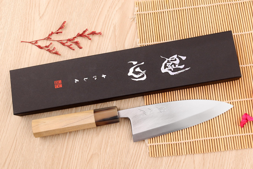 Nakamura Kaishin Saku WS2 15cm deba cuchillo japonés hecho a mano en magnolia