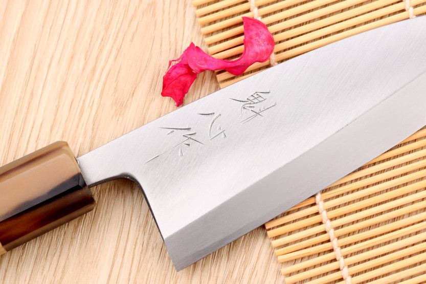 Nakamura Kaishin Saku WS2 15cm deba japansk handgjord kniv i magnolia