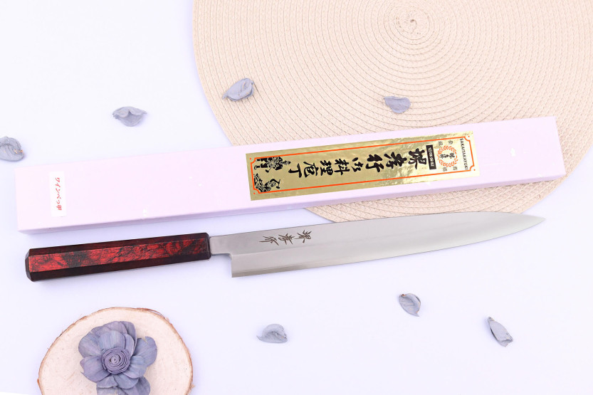 Sakai Takayuki Nanairo Faca japonesa yanagiba de 27 cm com cabo de resina lacado a vermelho