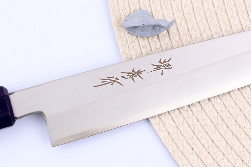 Cuchillo japonés yanagiba Sakai Takayuki Nanairo 21cm Mango de resina lacado azul