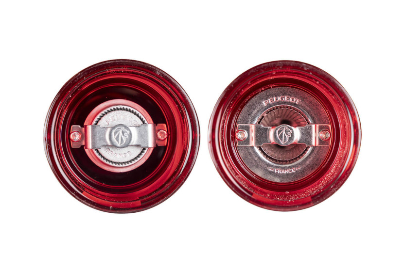 Gift box 2 Peugeot Podium mills in red acrylic 18cm