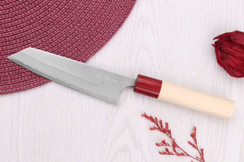 Faca ko-bunka Masakage Yuki Shirogami 2 13cm, feita à mão no Japão