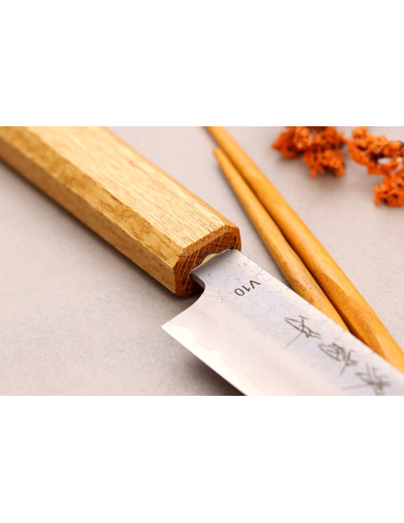 Sakai Kikumori TS10 13,5cm navaja multiusos artesana japonesa en roble