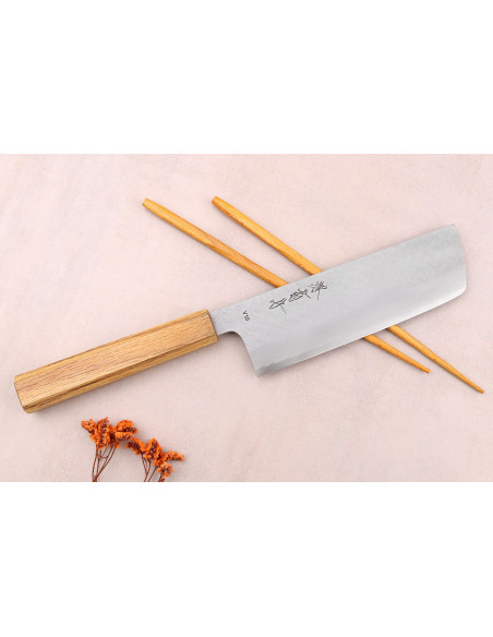 Sakai Kikumori TS10 16,5cm japanilainen nakiri veitsi tammesta