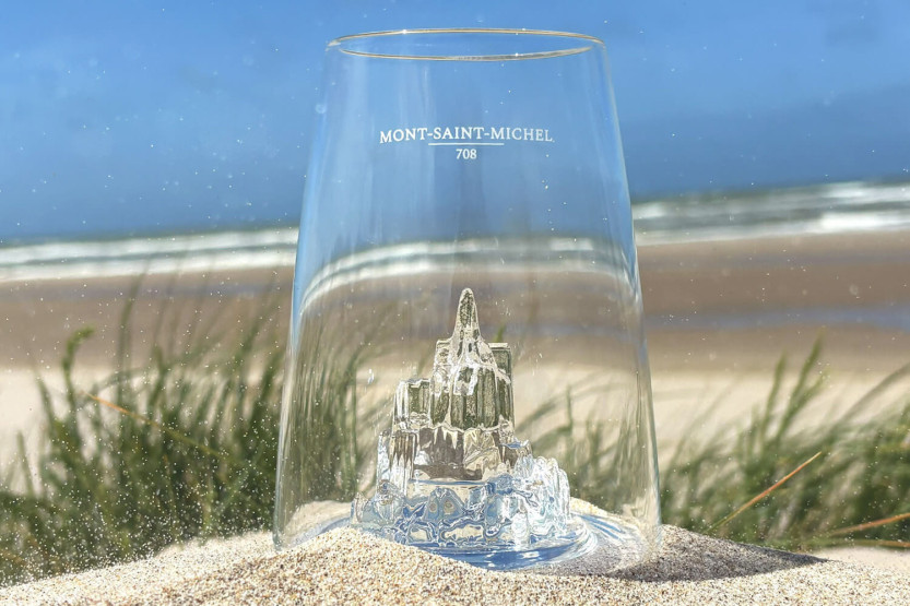 Alaskan Maker Ikoniske monumenter Mont Saint-Michel langt krystallspritglass