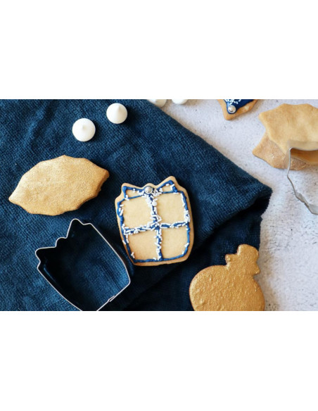 18-piece steel Scrapcooking Christmas cookie cutter bucket