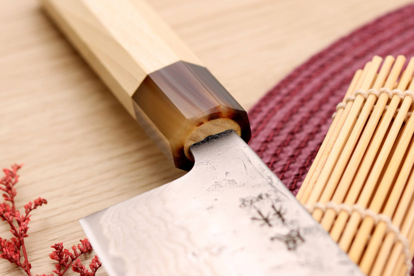 Yuzo Haruto Damaskus 16,5 cm japansk håndlaget nakiri-kniv