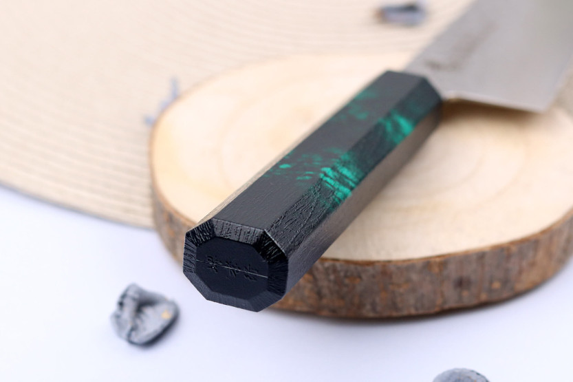 Faca santoku japonesa VG10 Sakai Takayuki Nanairo Verde Damasco 17cm
