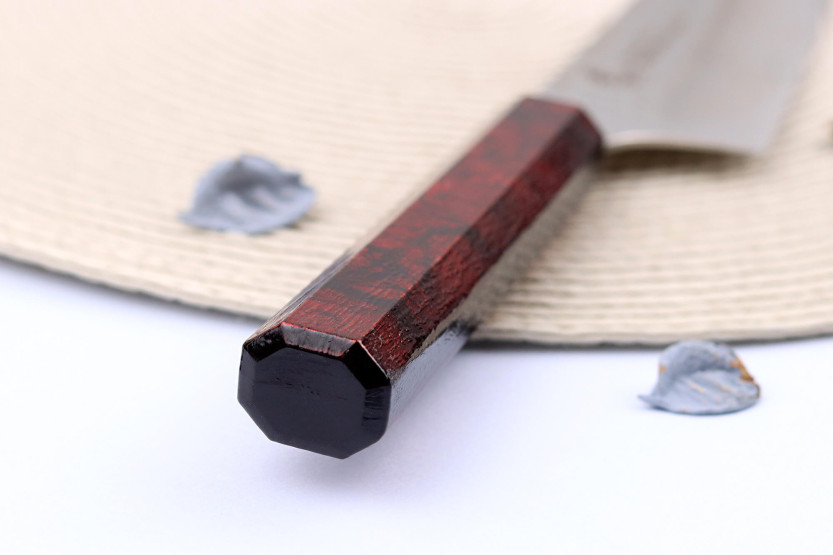 Sakai Takayuki Nanairo rosso kiritsuke coltello giapponese