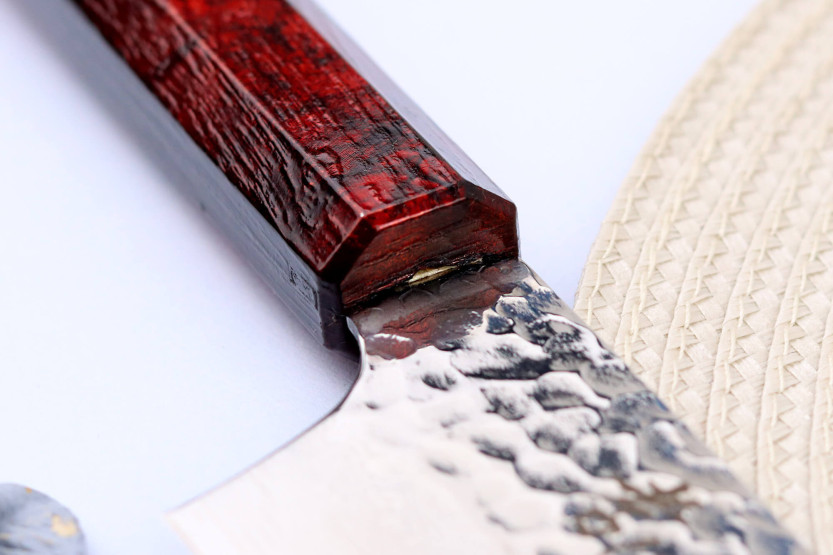 Sakai Takayuki Nanairo röd kiritsuke japansk kniv