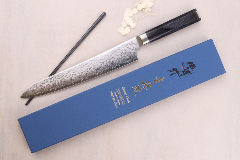 Cuchillo Sakai Takayuki Grand Chef Seigaiha Damascus 24cm sujihiki, 45 capas